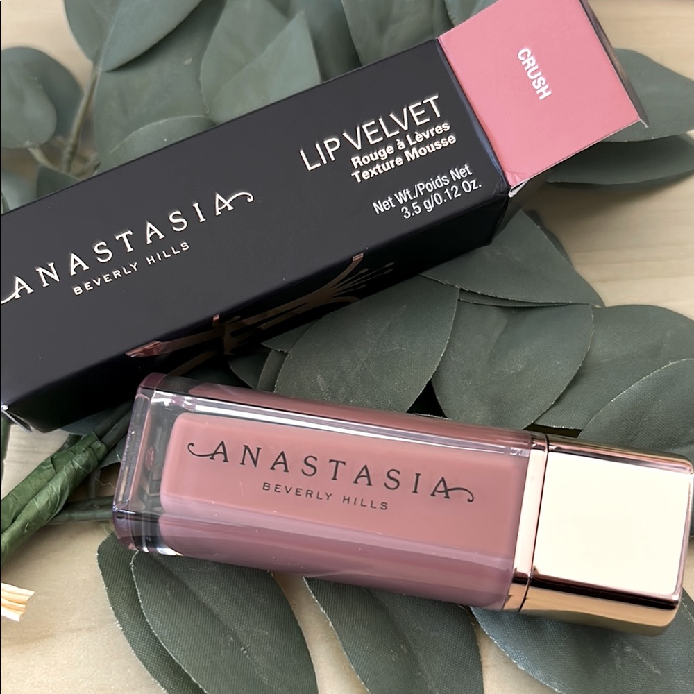 Anastasia Lip Velvet in Color Crush NEW! Anastasia Beverly Hills